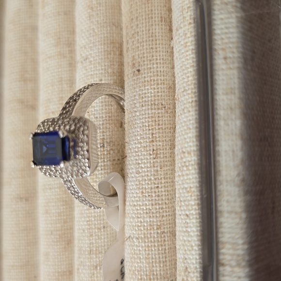 KOHL'S BRAND STERLING SILVER BLUE & WHITE LAB CREATED SAPPHIRE RING SIZE 7 - Picture 6 of 16